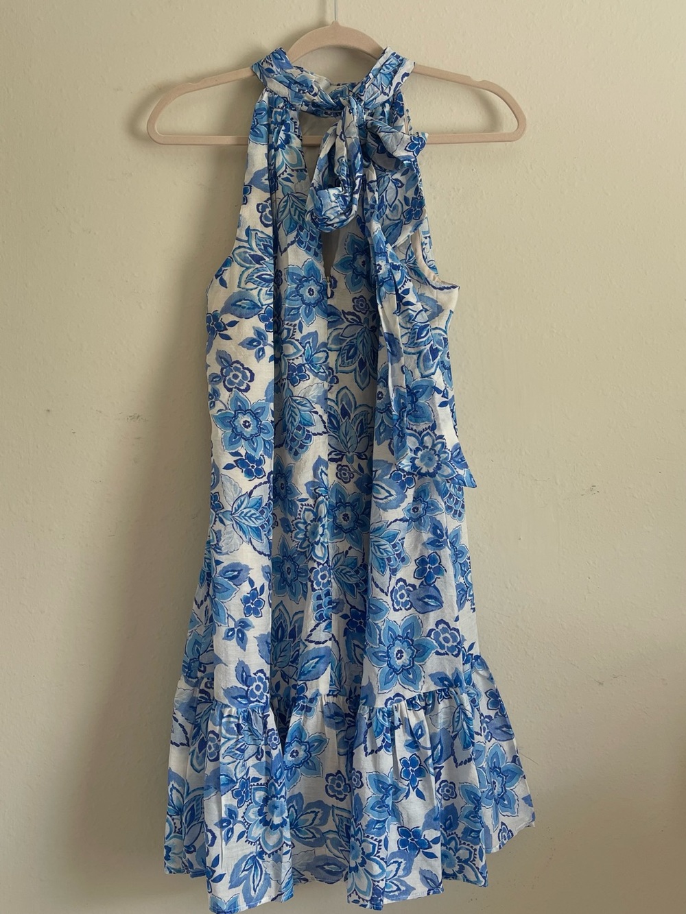 MSK White Dress with Blue Floral Halter Neck - Picture 2 of 13